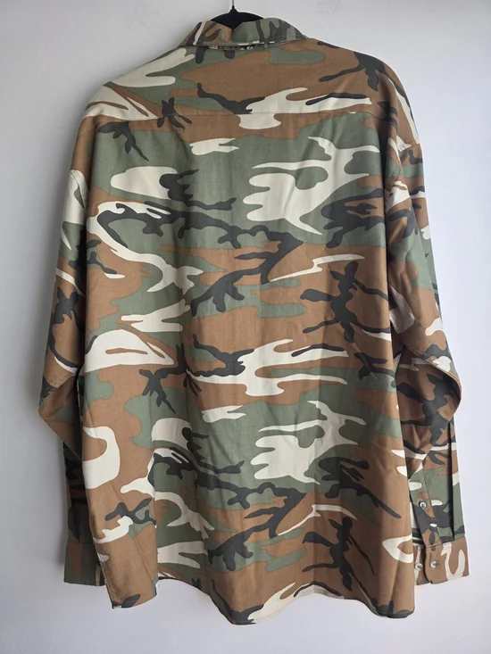 NWT Poncho Outdoors The Deep Search Performance Fishing Shirt - Camo - XL - Picture 15 of 17